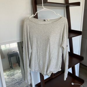 lightweight super soft roxy sweater!